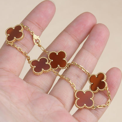 ˇGilded EraˇCLOVER 5 MOTIFS RED AGATE  BRACELET