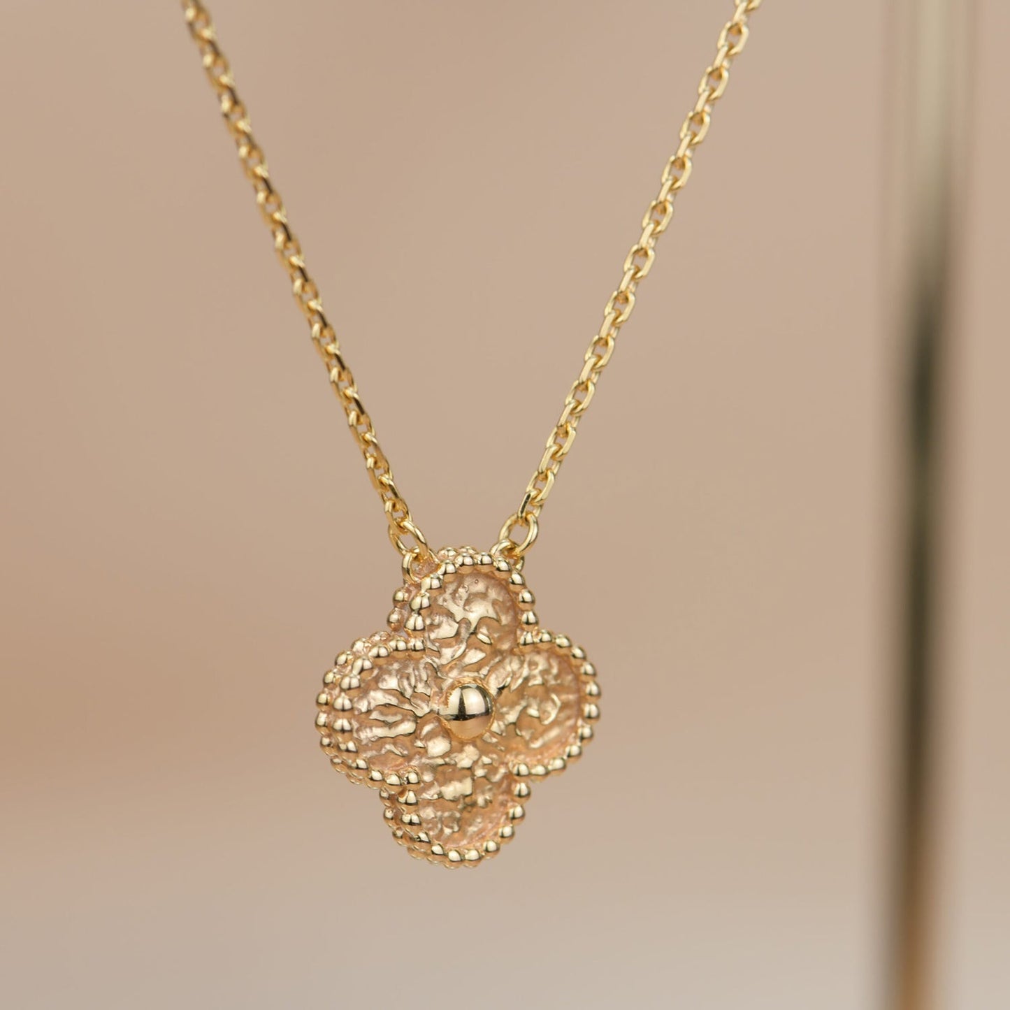 ˇGilded EraˇCLOVER 15MM  BRONZING NECKLACE