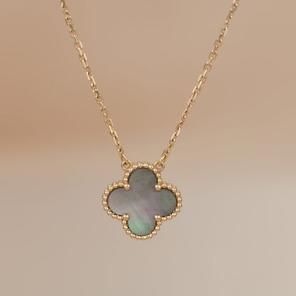 ˇGilded EraˇCLOVER 15MM  GRAY MOTHER OF PEARL NECKLACE