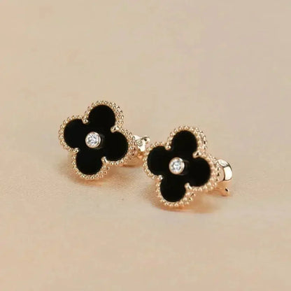 ˇGilded EraˇCLOVER MEDIUM 1 MOTIFS ONYX DIAMOND EARRINGS