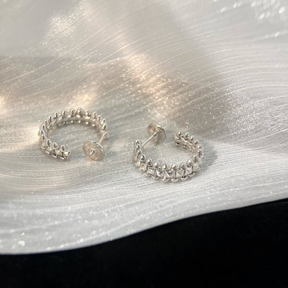 ˇGilded EraˇCLASH SMALL HOOP EARRINGS