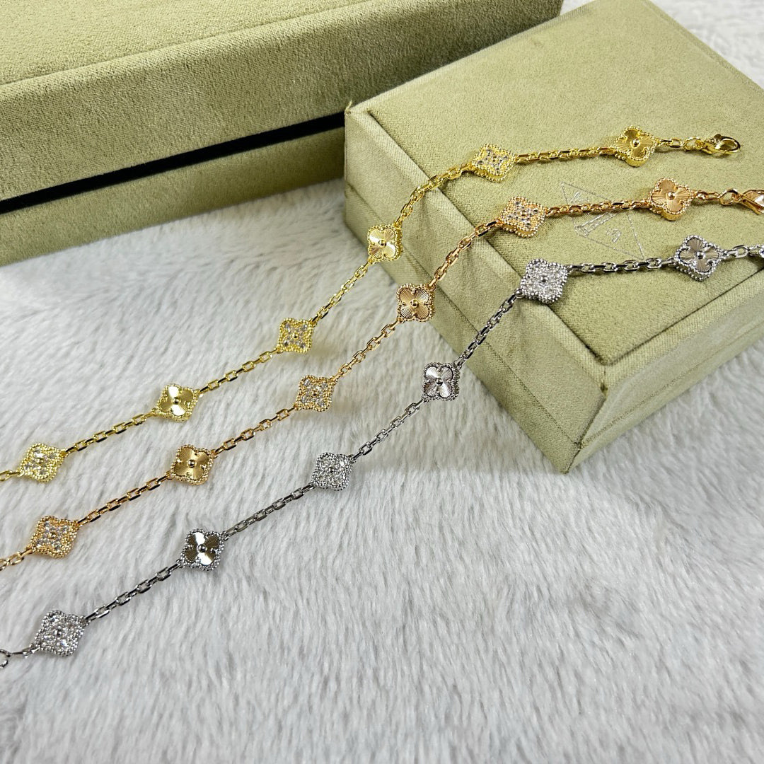 ˇGilded EraˇCLOVER 6 MOTIF DIAMOND LASER BRACELET