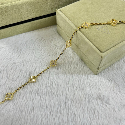 ˇGilded EraˇCLOVER 6 MOTIF DIAMOND LASER BRACELET