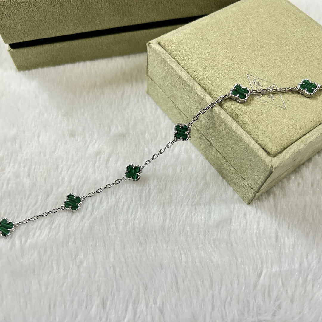 ˇGilded EraˇCLOVER 6 MOTIF MALACHITE BRACELET