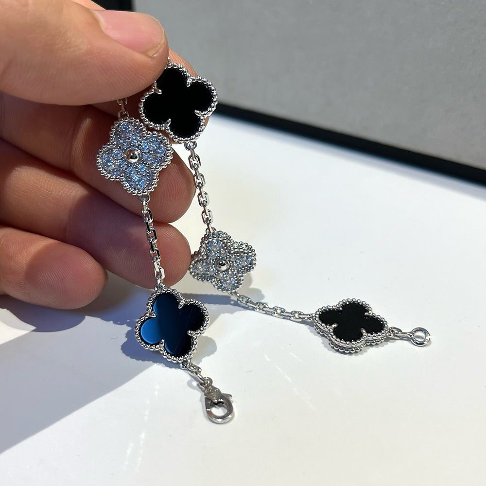 ˇGilded EraˇCLOVER 5 MOTIF ONYXS DIAMOND BRACELET SILVER