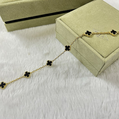 ˇGilded EraˇCLOVER 6 MOTIF  ONYXS BRACELET