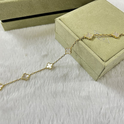 ˇGilded EraˇCLOVER 6 MOTIF WHITE MOP BRACELET