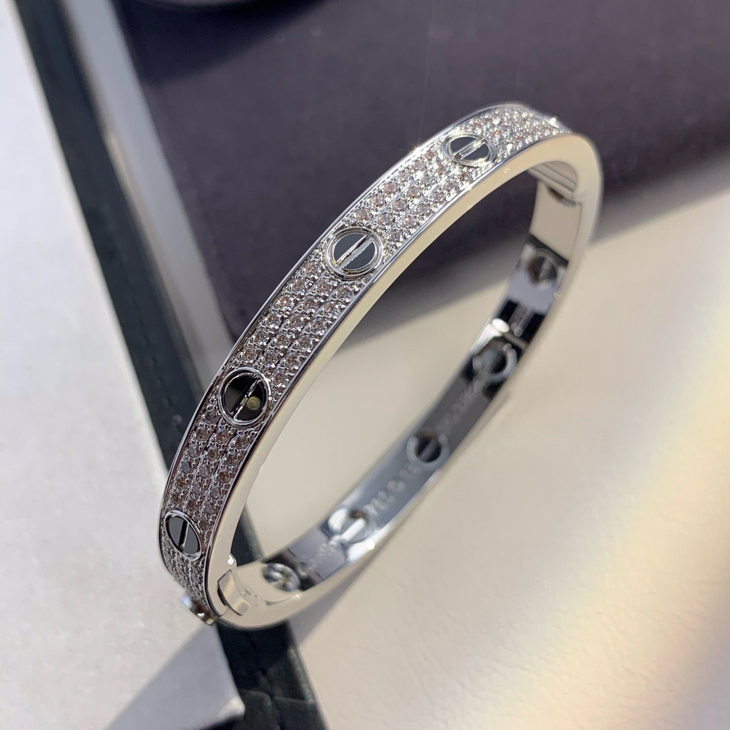ˇGilded EraˇLOVE BRACELET 6.1MM DIAMOND-PAVED CERAMIC