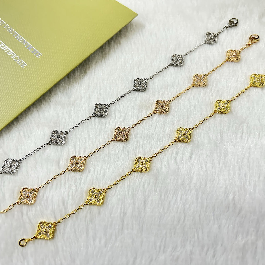 ˇGilded EraˇCLOVER 6 MOTIF DIAMOND BRACELET