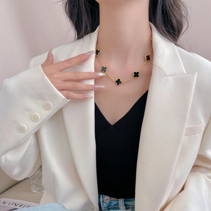 ˇGilded EraˇCLOVER 10 MOTIFS ONYX NECKLACE