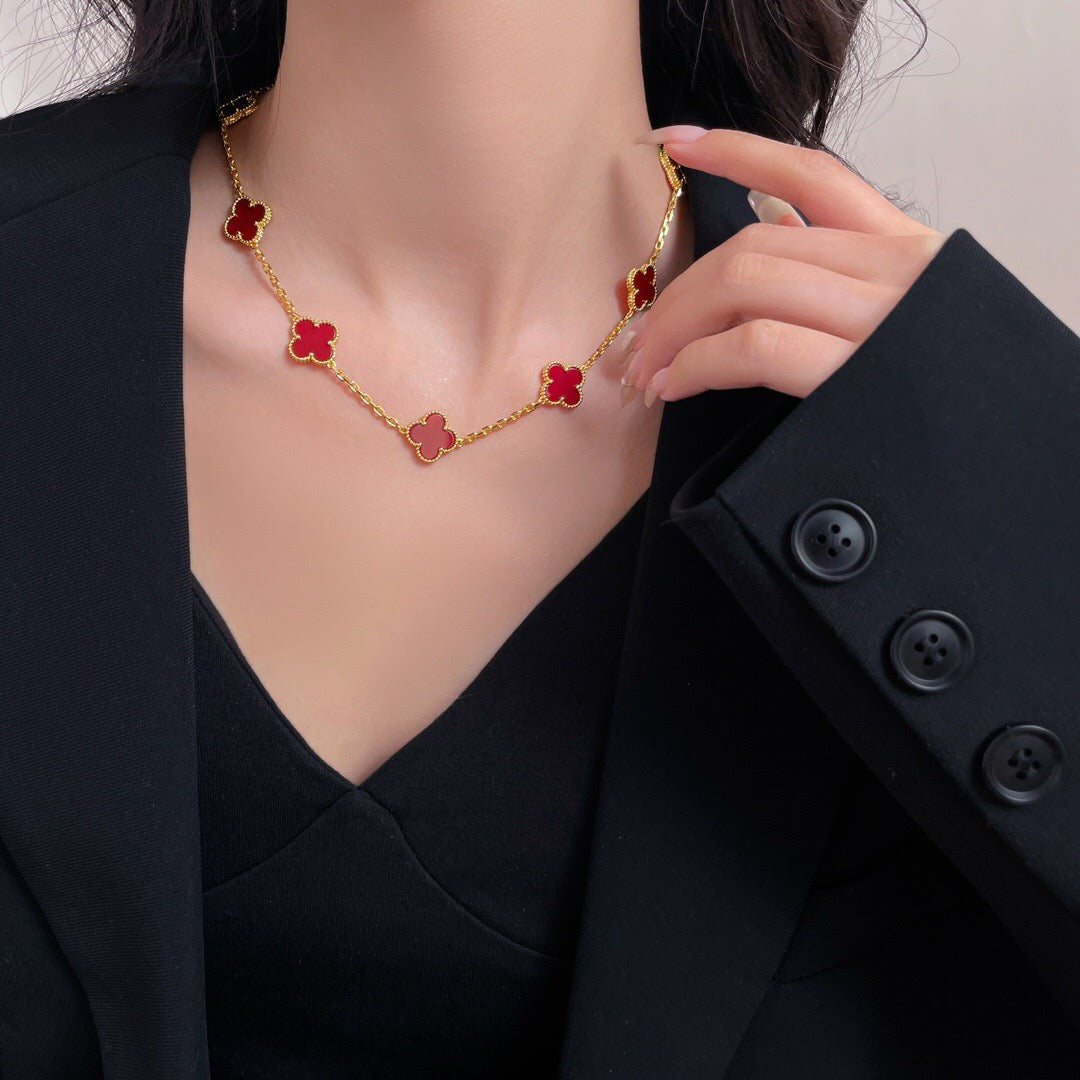 ˇGilded EraˇCLOVER 10 MOTIFS CARNELIAN NECKLACE
