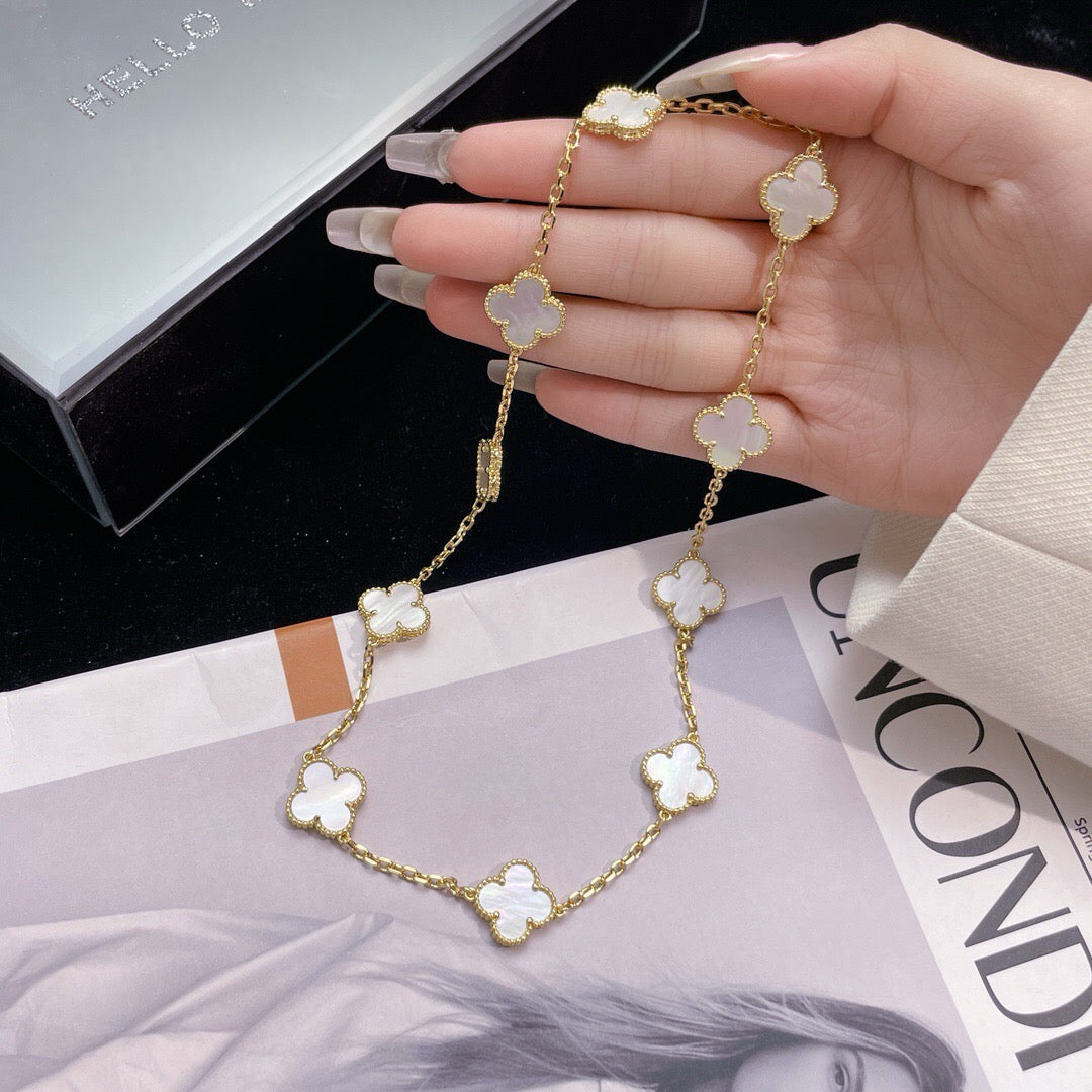 ˇGilded EraˇCLOVER 10 MOTIFS WHITE MOTHER OF PEARL NECKLACE