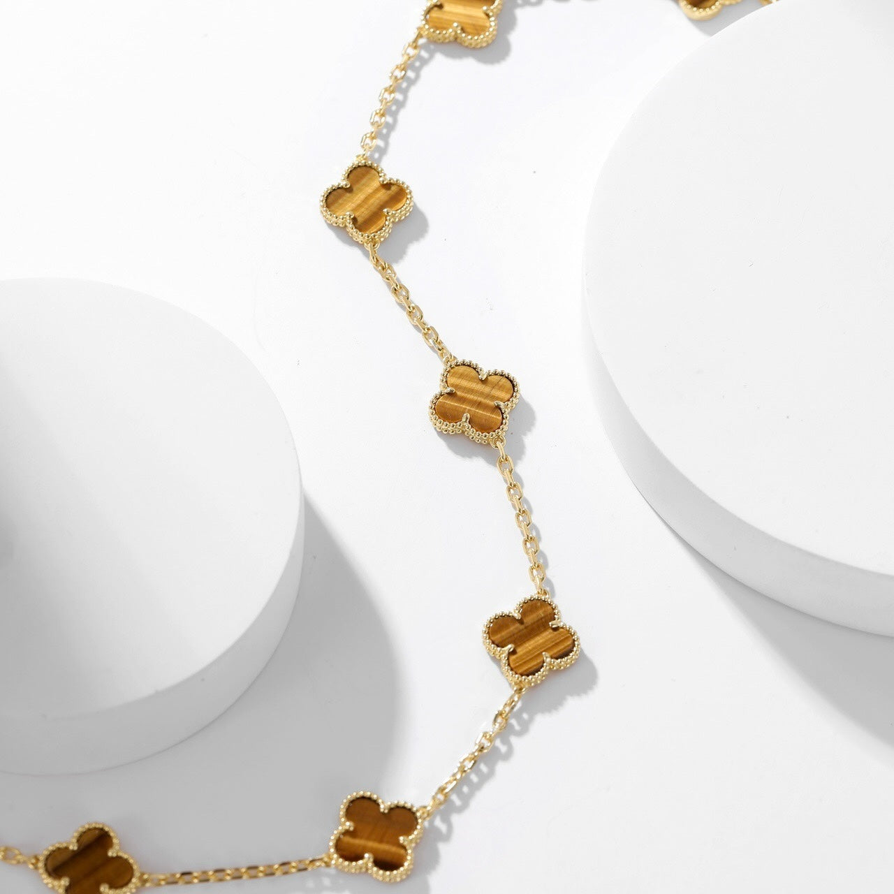 ˇGilded EraˇCLOVER 10 MOTIFS TIGER EYE NECKLACE