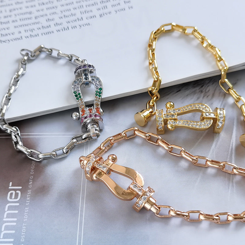 ˇGilded EraˇFORCE LARGE HORSESHOE CLASP  METAL BRACELET