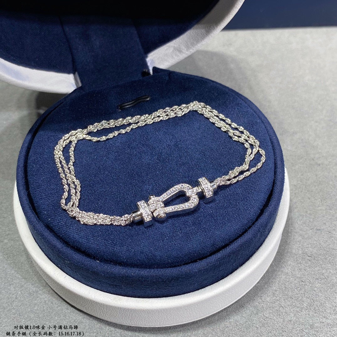 ˇGilded EraˇFORCE SMALL HORSESHOE  DIAMOND CHAIN ROPE BRACELET