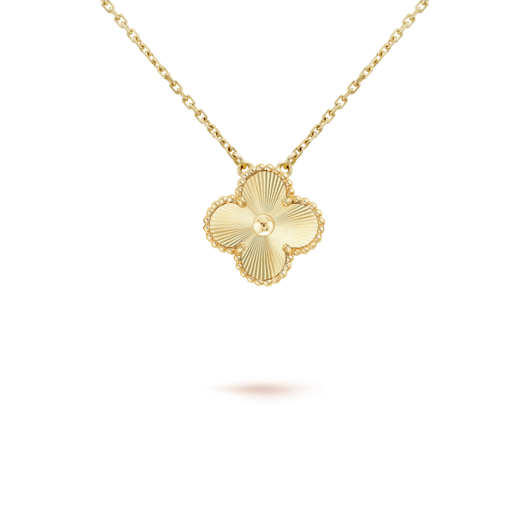 ˇGilded EraˇCLOVER 15MM LASER NECKLACE