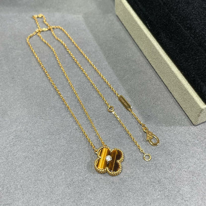 ˇGilded EraˇCLOVER 15MM DIAMOND AND YELLOW TIGER'S EYE AGATE necklace