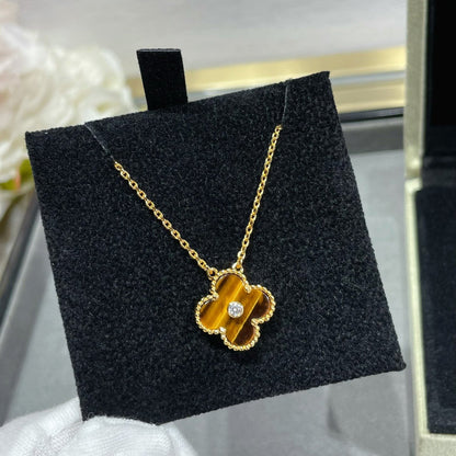 ˇGilded EraˇCLOVER 15MM DIAMOND AND YELLOW TIGER'S EYE AGATE necklace