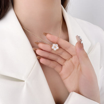 ˇGilded EraˇLUCKY  WHITE MOP  PLUM BLOSSOM NECKLACE