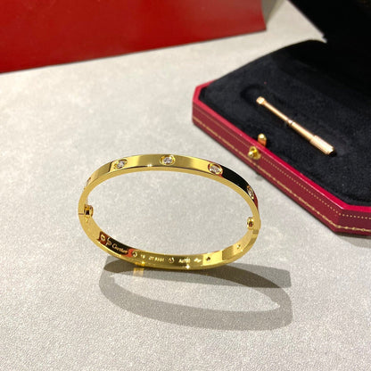 ˇGilded EraˇLOVE BRACELET 6.1MM 10 DIAMONDS