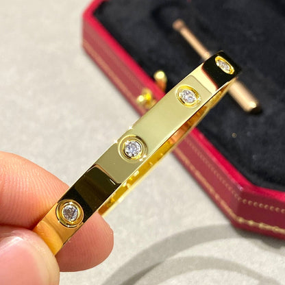 ˇGilded EraˇLOVE BRACELET 6.1MM 10 DIAMONDS