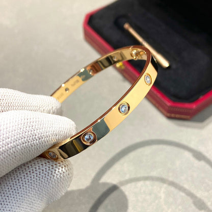 ˇGilded EraˇLOVE BRACELET 6.1MM 10 DIAMONDS