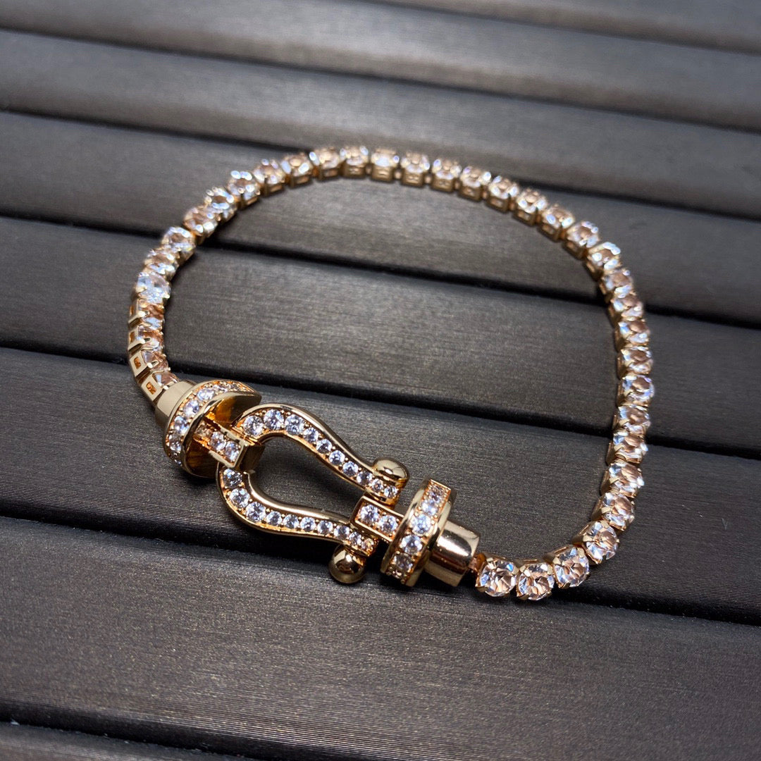 ˇGilded EraˇFORCE  LARGE HORSESHOE FULL DIAMOND TENNIS BRACELET