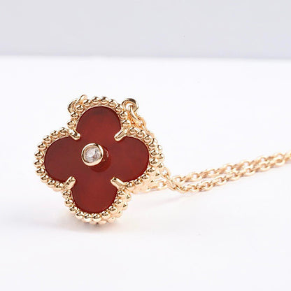 ˇGilded EraˇCLOVER 15MM DIAMOND CARNELIAN NECKLACE