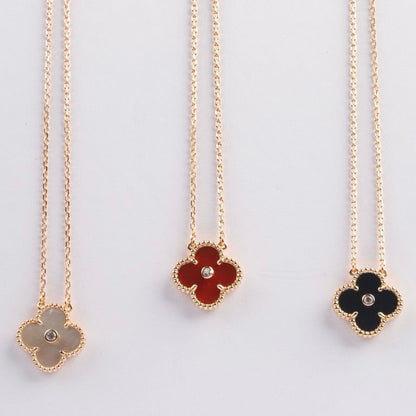 ˇGilded EraˇCLOVER 15MM DIAMOND CARNELIAN NECKLACE