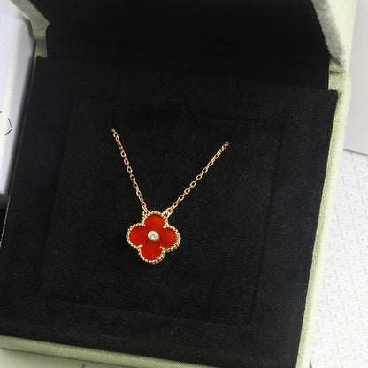 ˇGilded EraˇCLOVER 15MM DIAMOND CARNELIAN NECKLACE