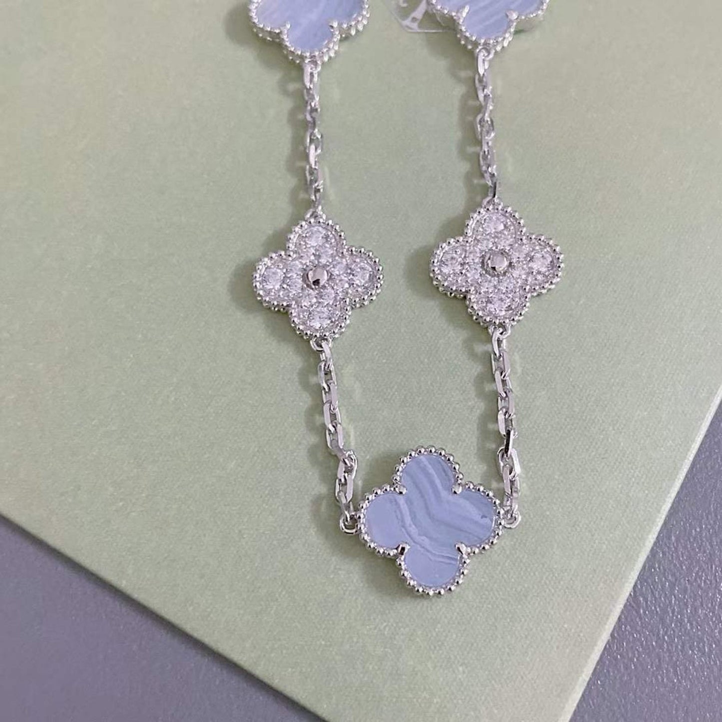 ˇGilded EraˇCLOVER  5 MOTIF DIAMOND PURPLE CHALCEDONY BRACELET SILVER