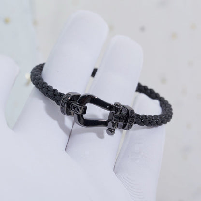 ˇGilded EraˇFORCE LARGE SERIES HORSESHOE BLACK SAMURAI BRACELET