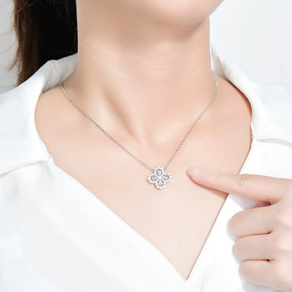 ˇGilded EraˇLOOP NECKLACE FULL MOTIF DIAMOND 16MM MULTIPLE COLORS