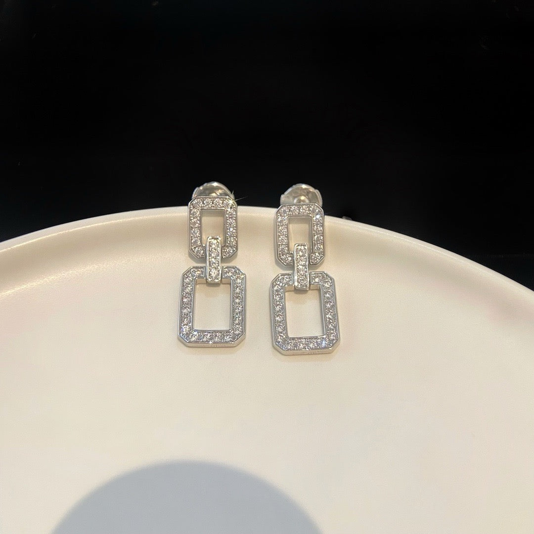 ˇGilded EraˇLINKS MEDIUM EARRINGS DIAMOND