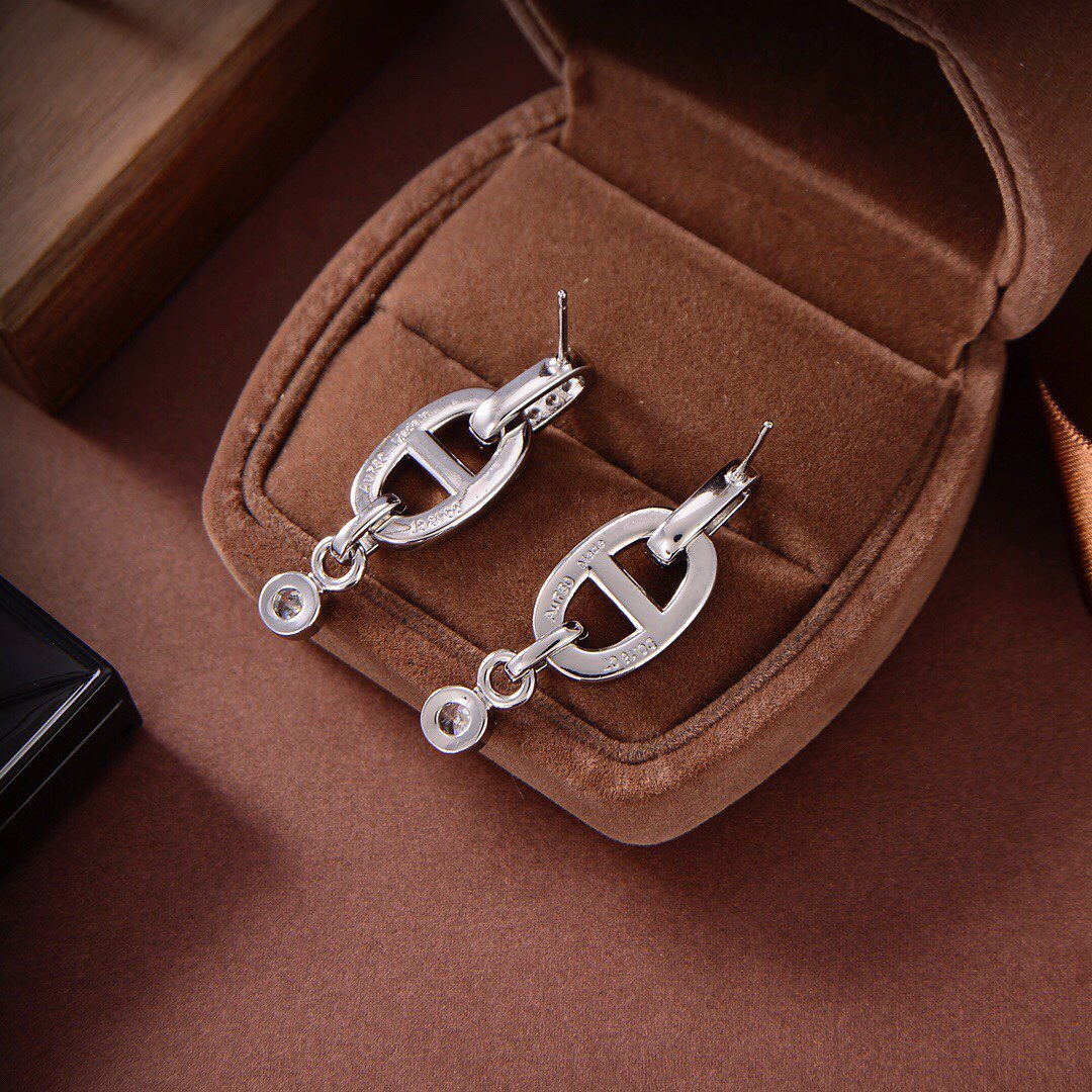 ˇGilded EraˇHM CHAINE DIAMOND EARRINGS