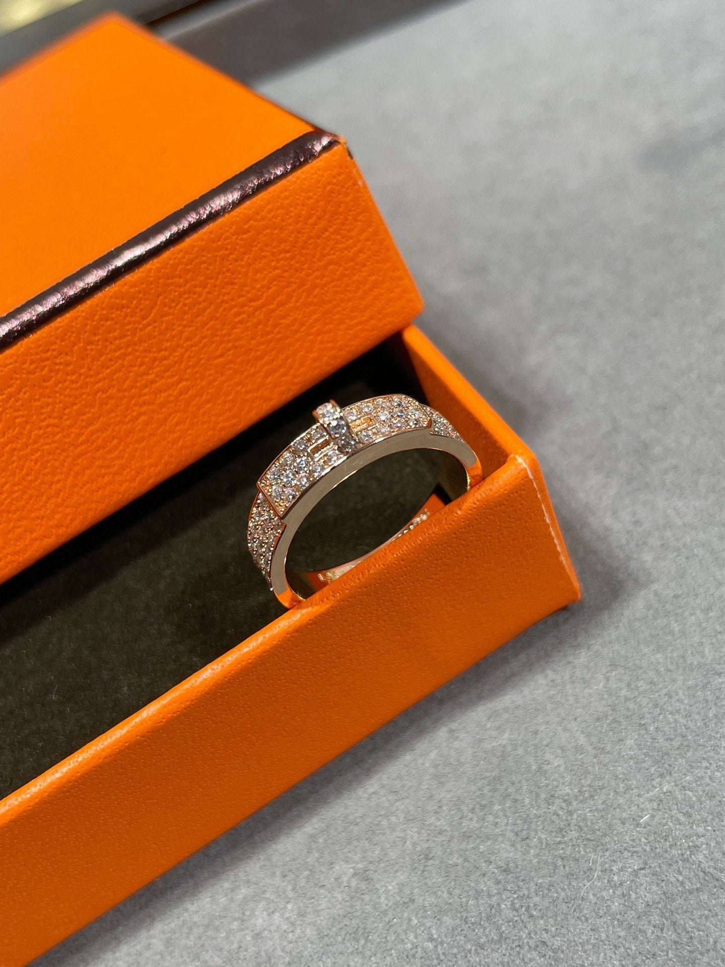 ˇGilded EraˇKELLY PINK GOLD DIAMOND RING