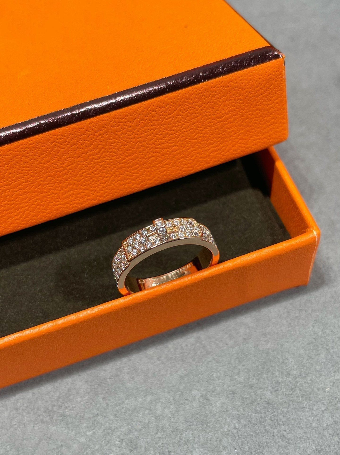 ˇGilded EraˇKELLY PINK GOLD DIAMOND RING