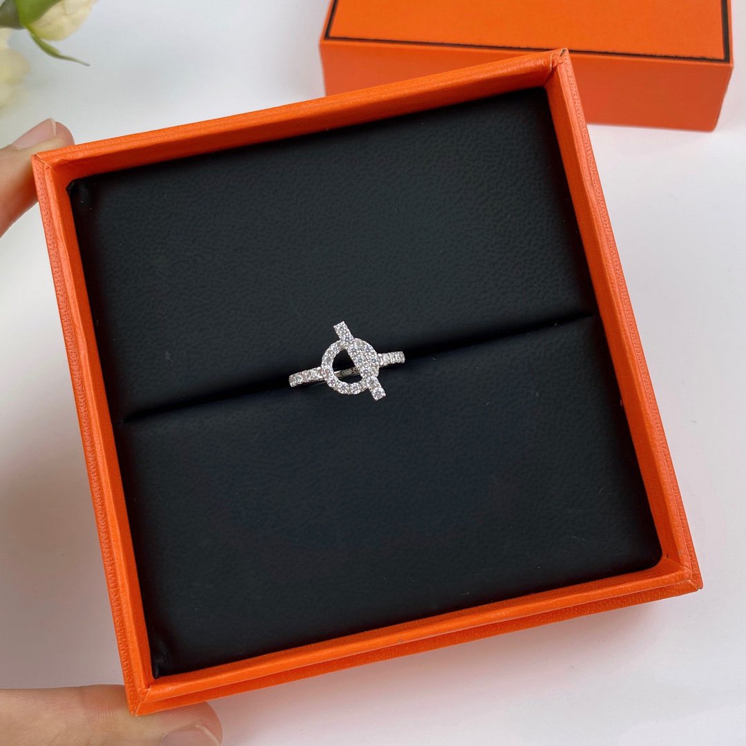 ˇGilded EraˇECHAPPEE RING SILVER DIAMOND