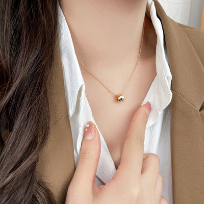 ˇGilded EraˇBEE MINI PEDANT DIAMOND NECKLACE