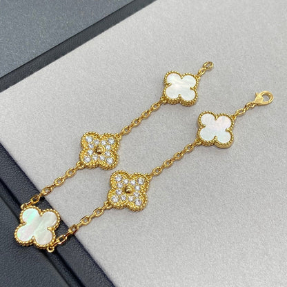 ˇGilded EraˇCLOVER BRACELET 5 MOTIF WHITE MOP DIAMOND