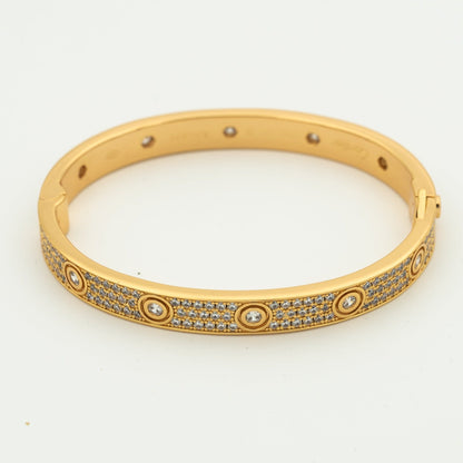 ˇGilded EraˇLOVE BRACELET 6.1MM DIAMOND-PAVED 10 BIG DIAMONDS