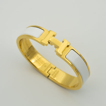 ˇGilded EraˇH WHITE BRACELET
