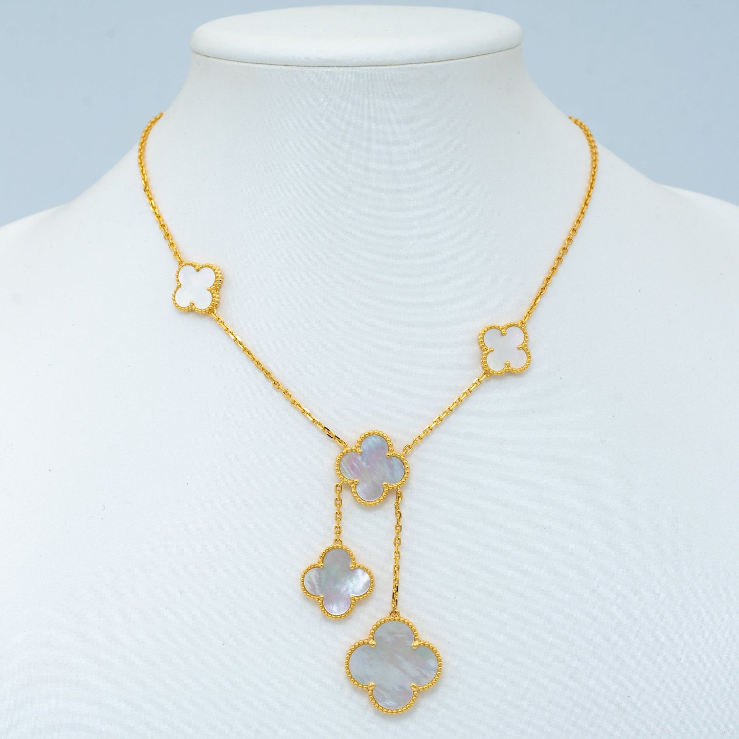 ˇGilded EraˇCLOVER MOTHER OF PEARL NECKLACE 6 MOTIF