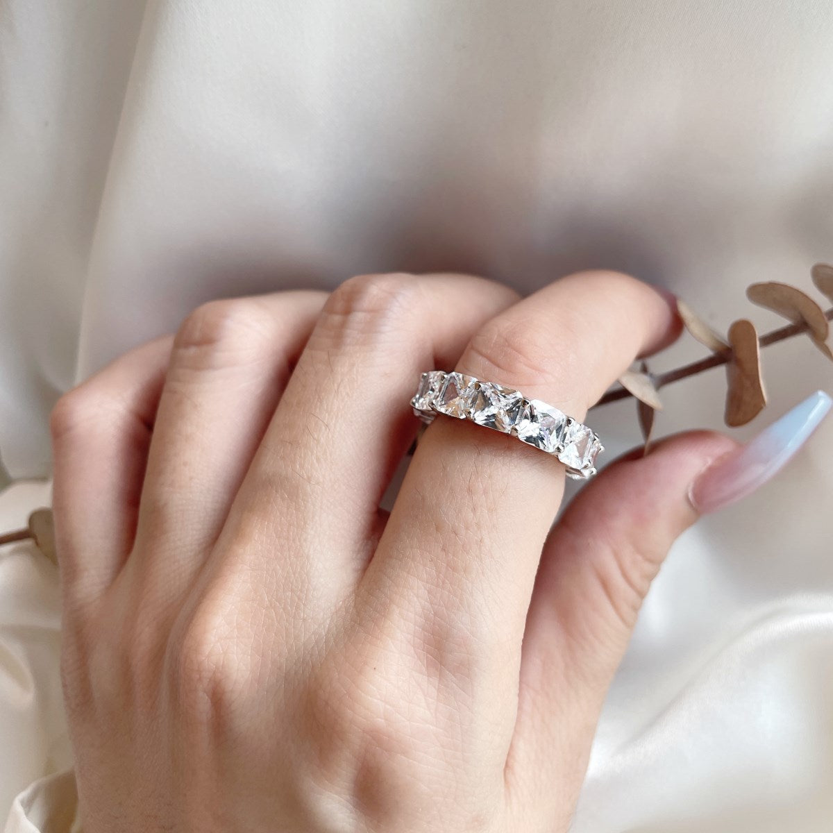 [STREET]Elegant Princess Cut Tennis Ring