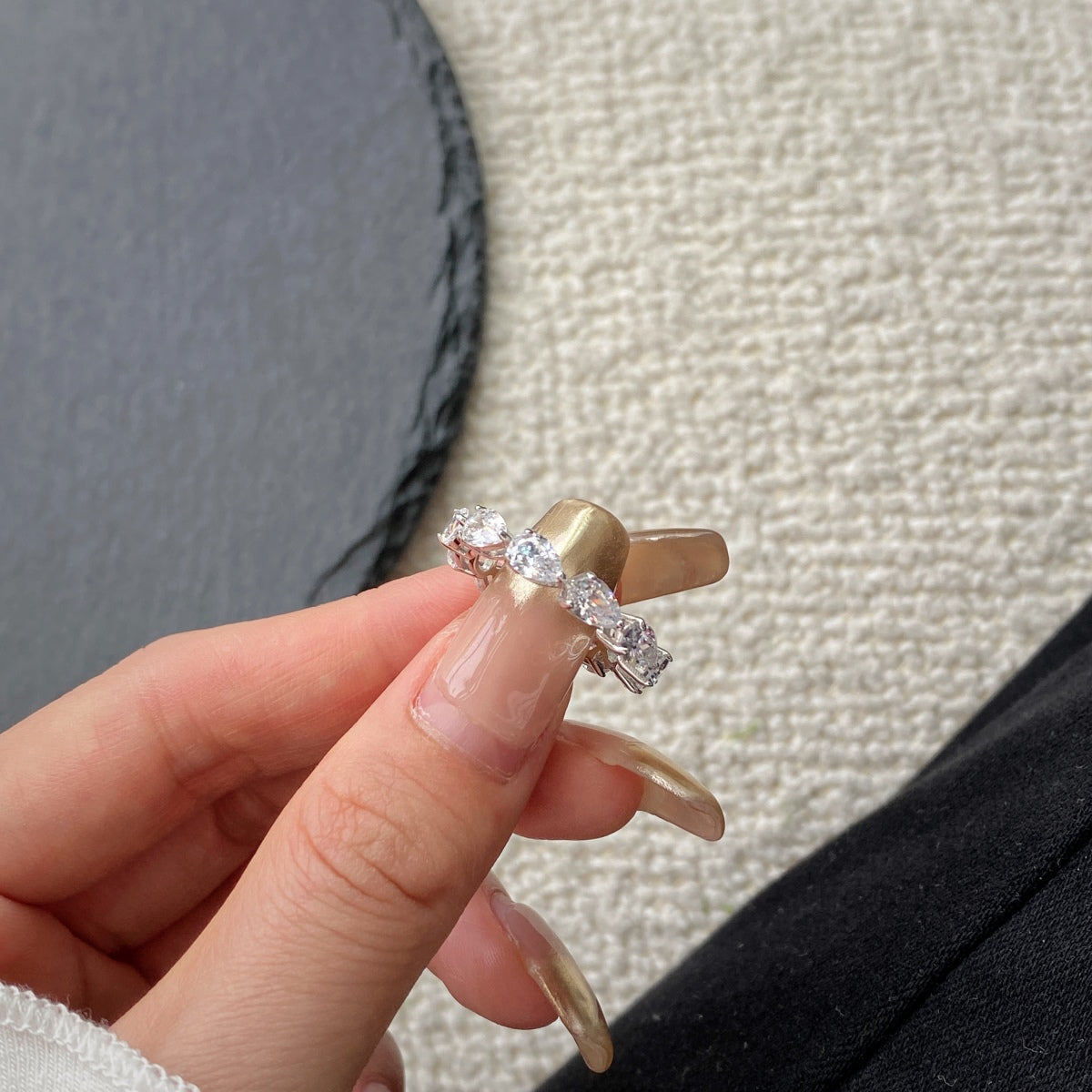 [STREET]Exquisite Pear Cut Tennis Ring