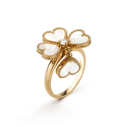 ˇGilded EraˇSWEET CLOVER WHITE MOP RING
