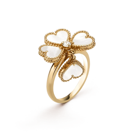 ˇGilded EraˇSWEET CLOVER WHITE MOP RING