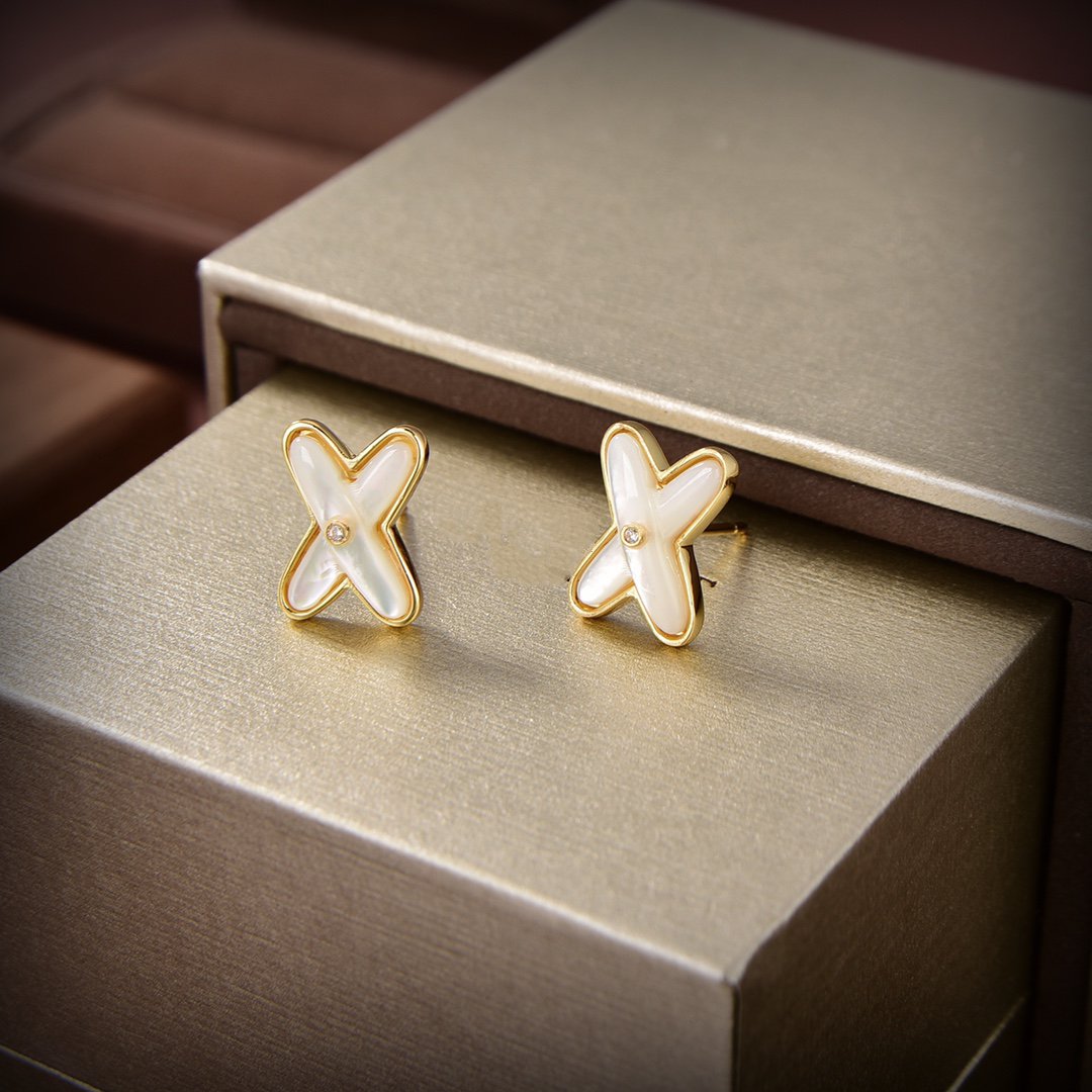 ˇGilded EraˇJEUX DE WHITE MOP GOLD DIAMOND EARRINGS
