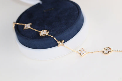 ˇGilded EraˇLEAF CLOVER BRACELET