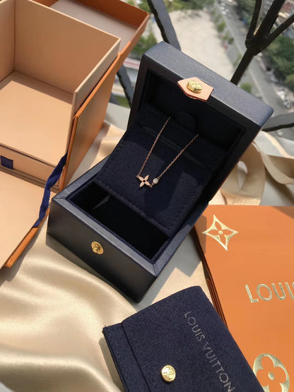 ˇGilded EraˇBLOSSOM PENDANT PINK GOLD AND DIAMOND